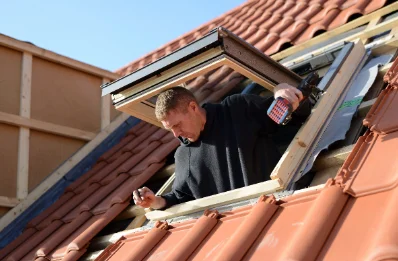 Pose de fenêtres de toit Velux à Milhars